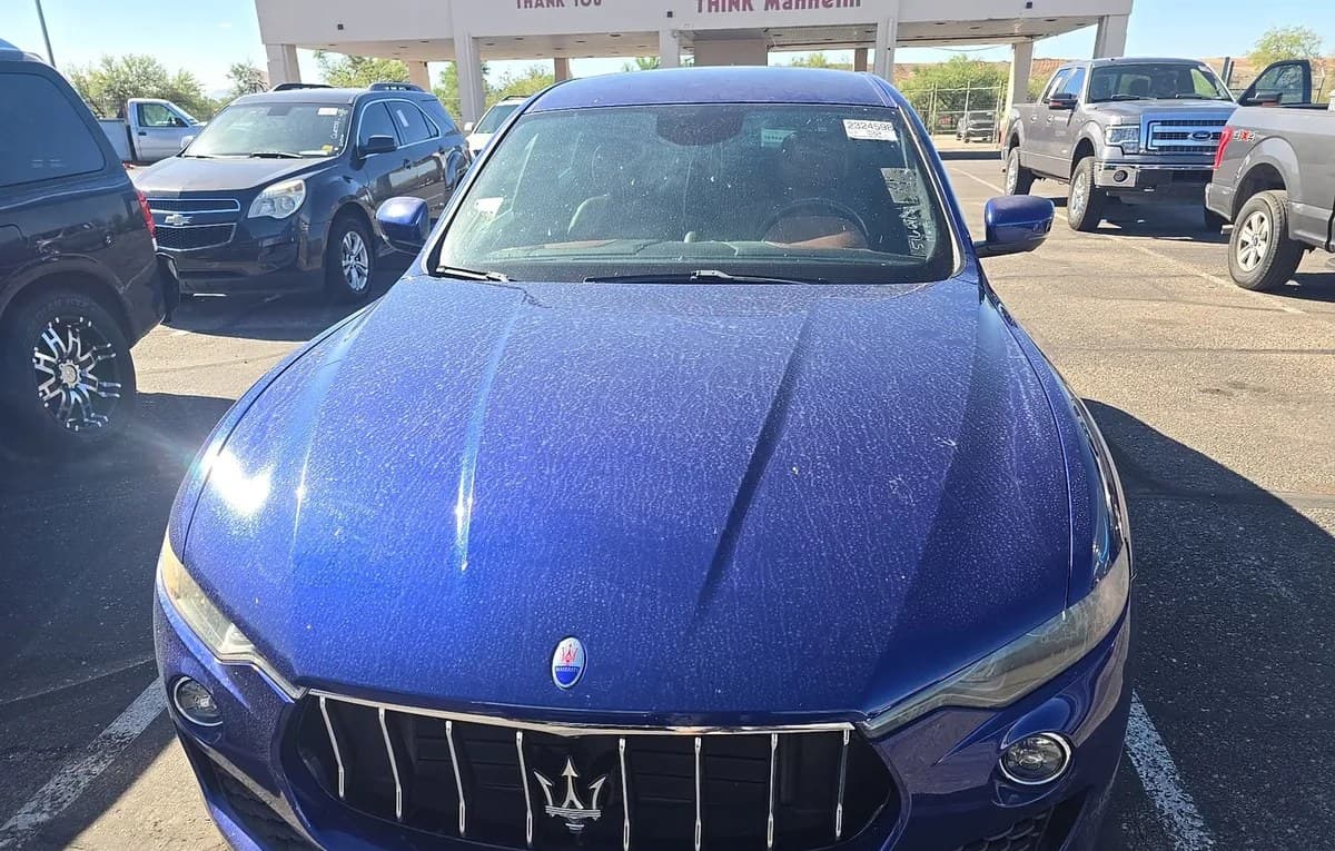 2017 MASERATI LEVANTE Base 3