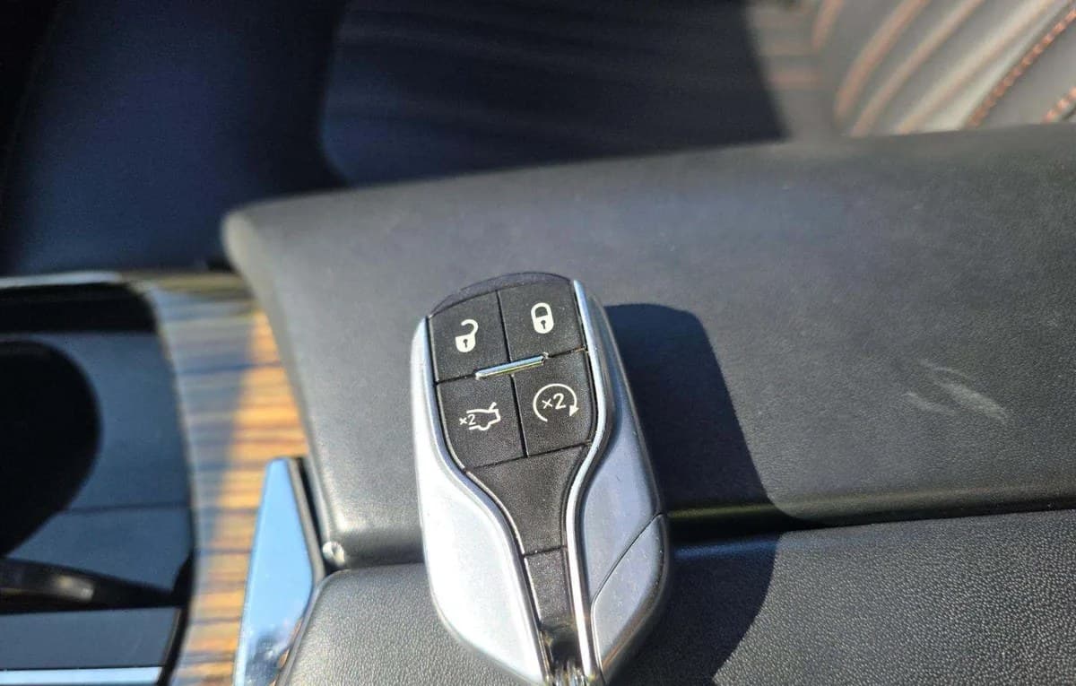 2017 MASERATI LEVANTE 5