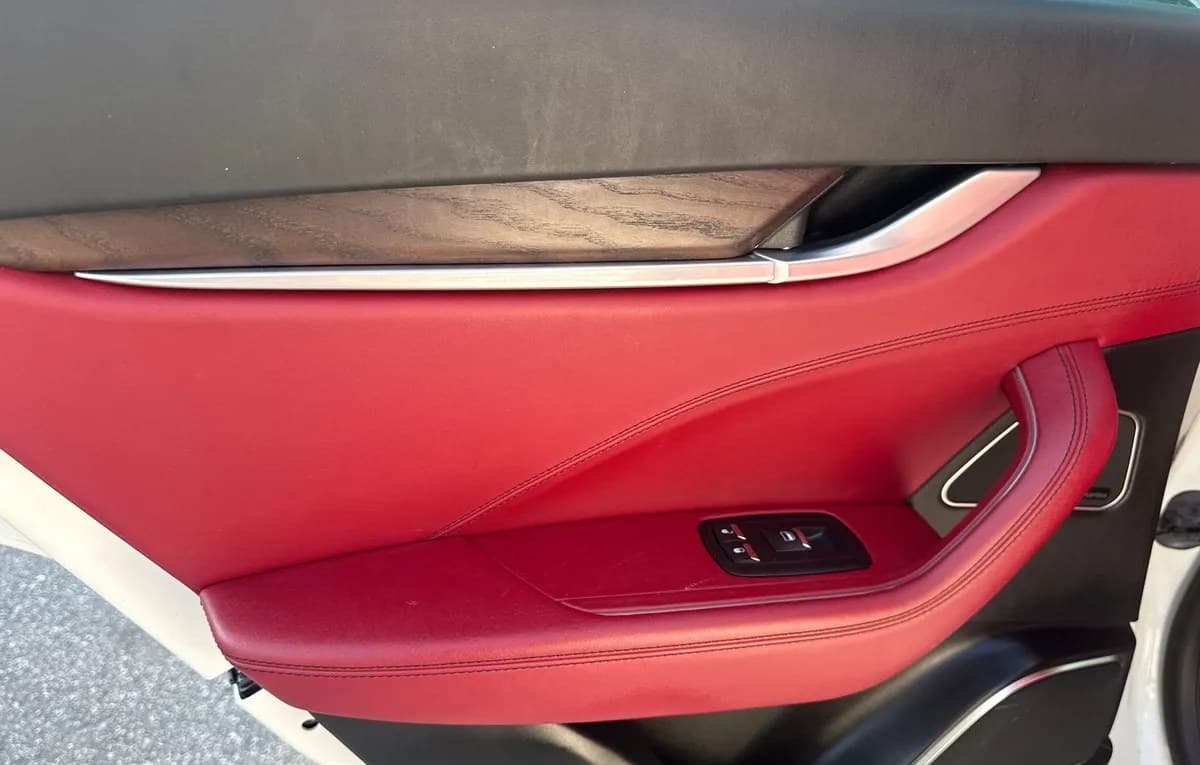 2017 MASERATI LEVANTE Base 5