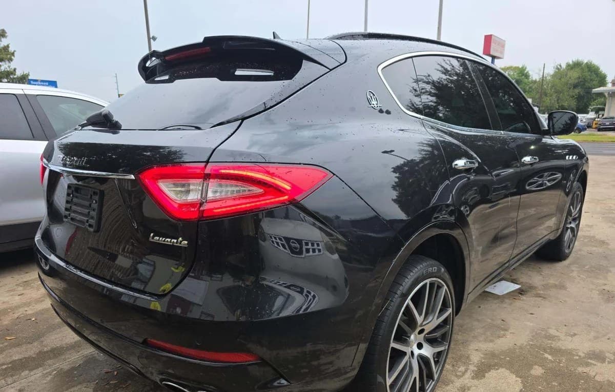 2017 MASERATI LEVANTE S 4
