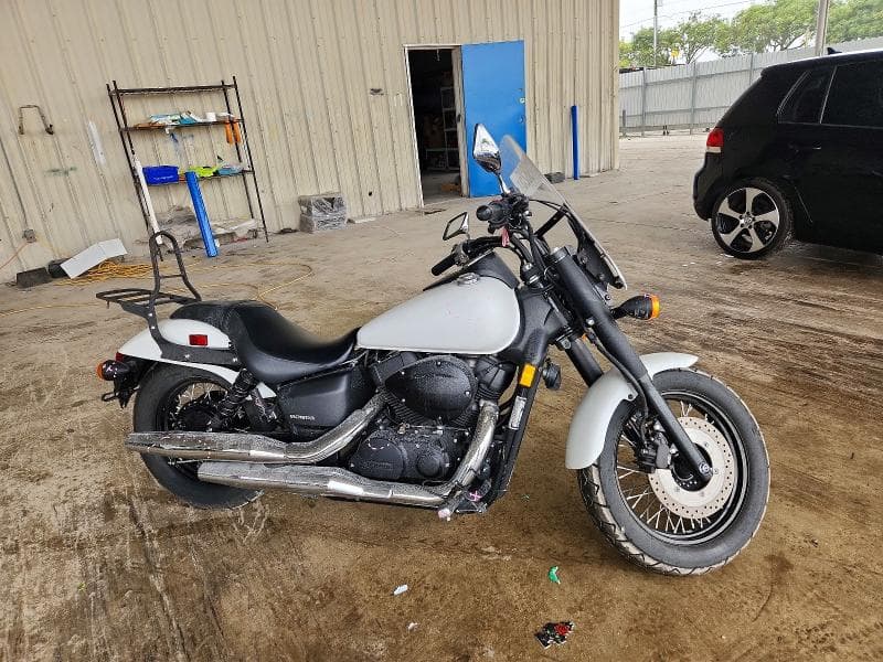 2020 HONDA VT750 C2B - 1