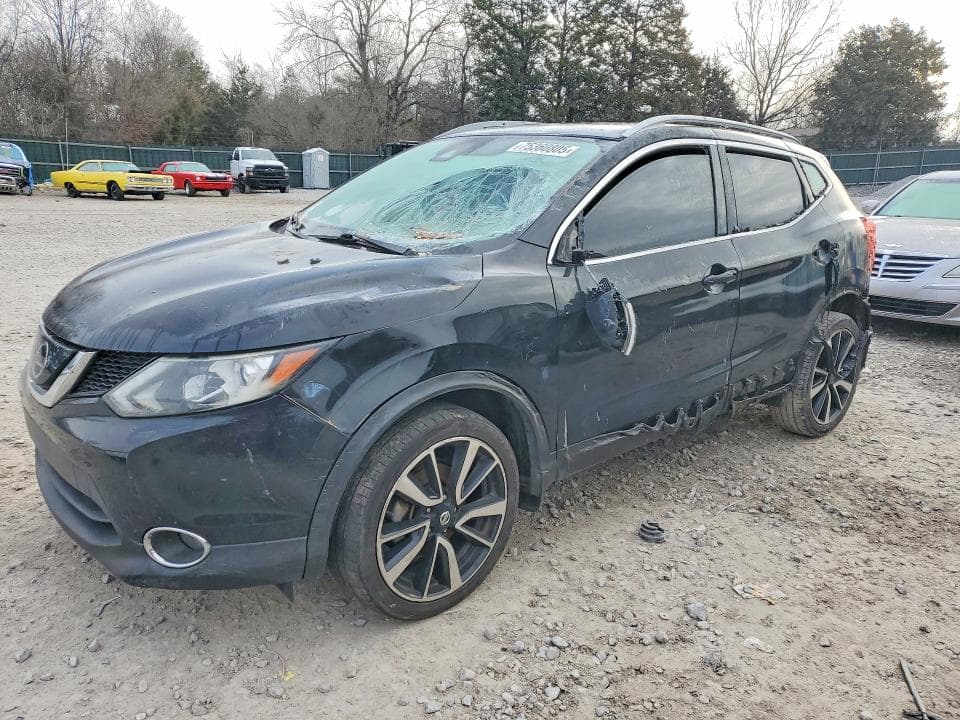 2018 NISSAN ROGUE - 1