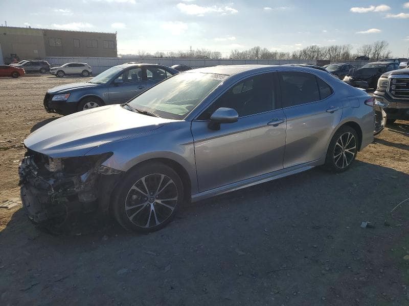 2019 TOYOTA CAMRY L - 1
