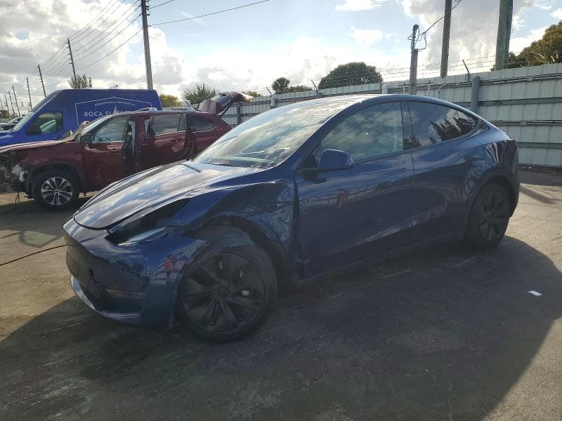 2024 TESLA MODEL Y