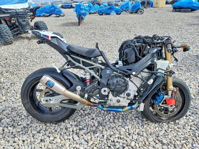 2025 BMW S 1000 RR - 1