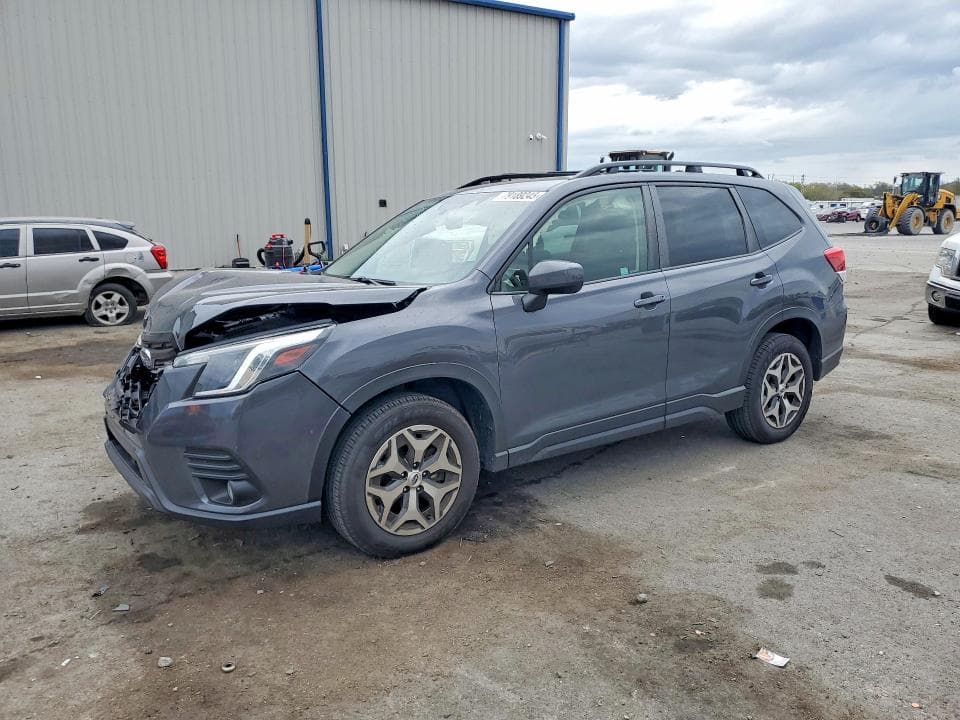 2022 SUBARU FORESTER PREMIUM - 1