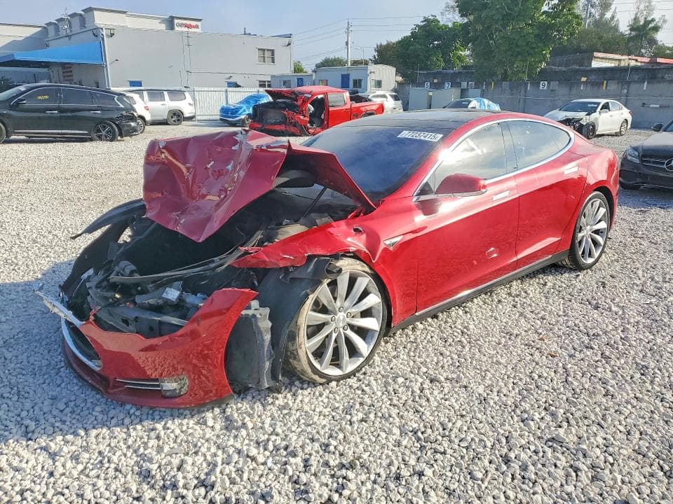 2013 TESLA MODEL S - 1