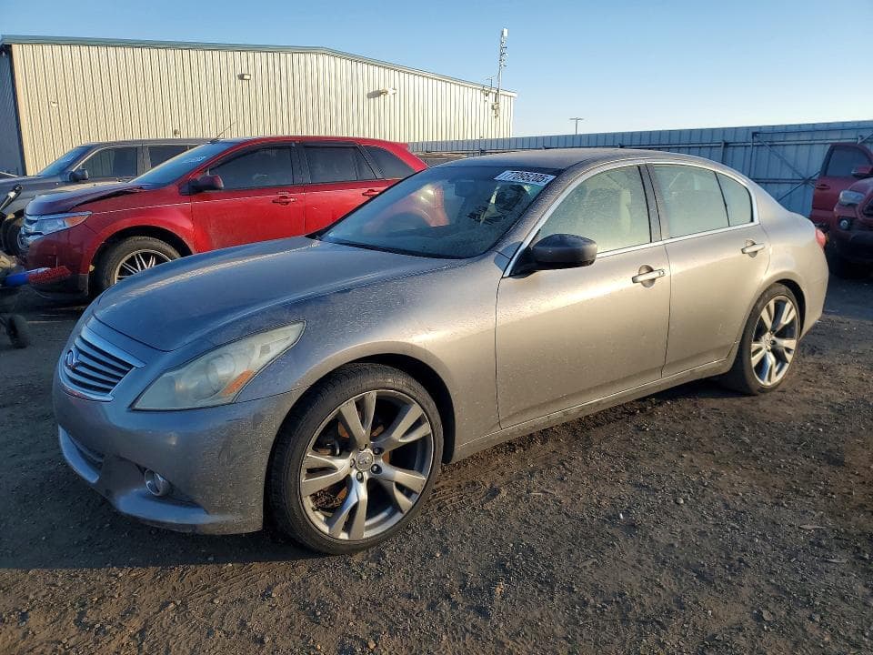 2013 INFINITI G37 - 1