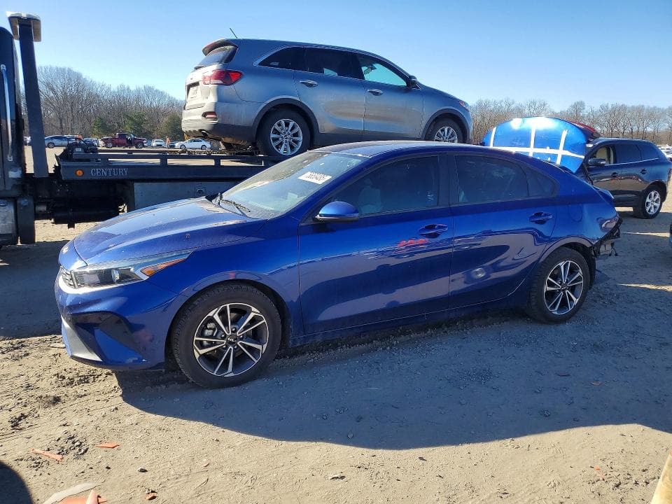 2022 KIA FORTE FE - 1