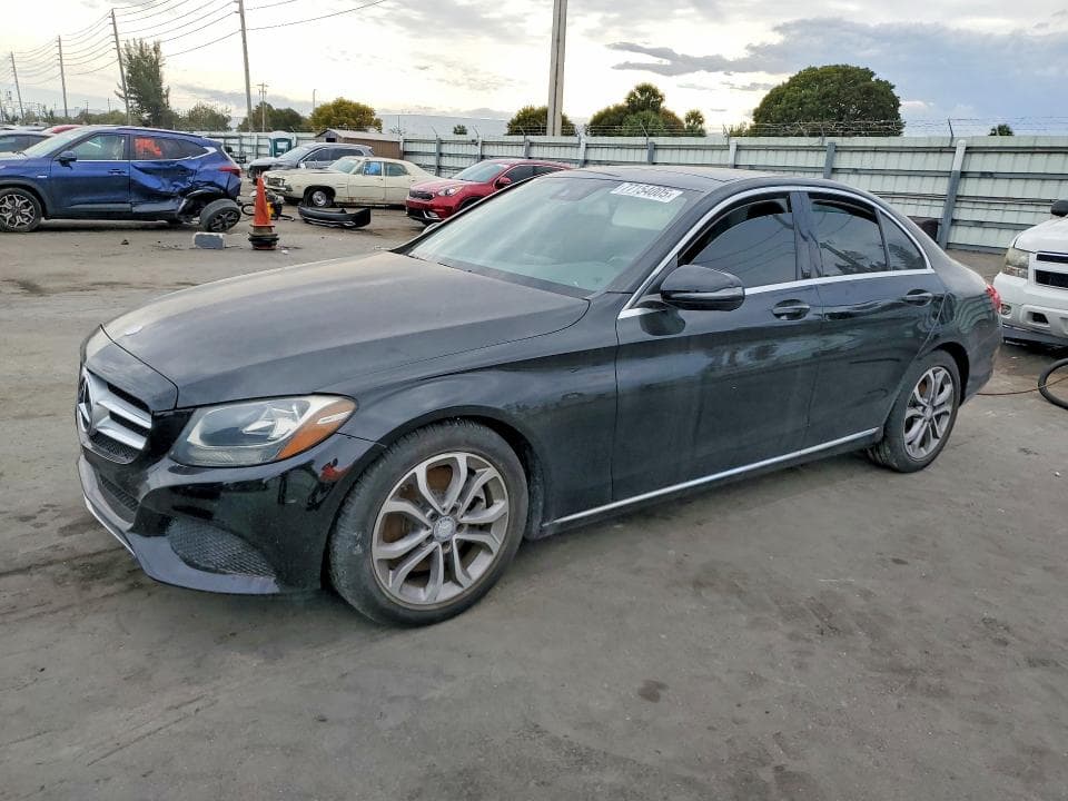 2017 MERCEDES-BENZ C 300 - 1