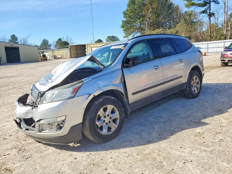 2016 CHEVROLET TRAVERSE LS - 1
