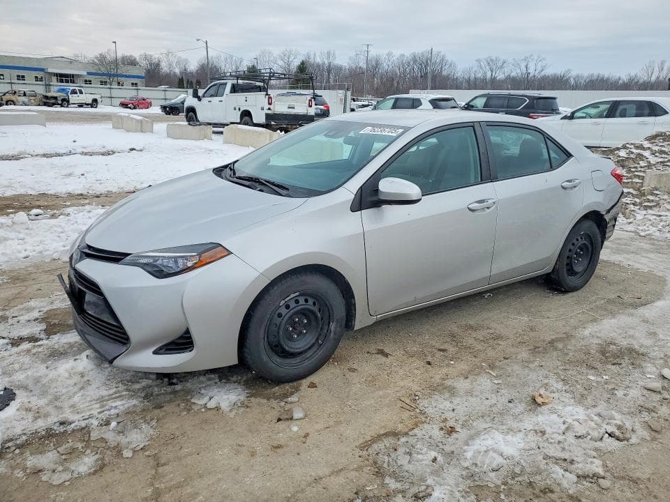 2017 TOYOTA COROLLA LE - 1