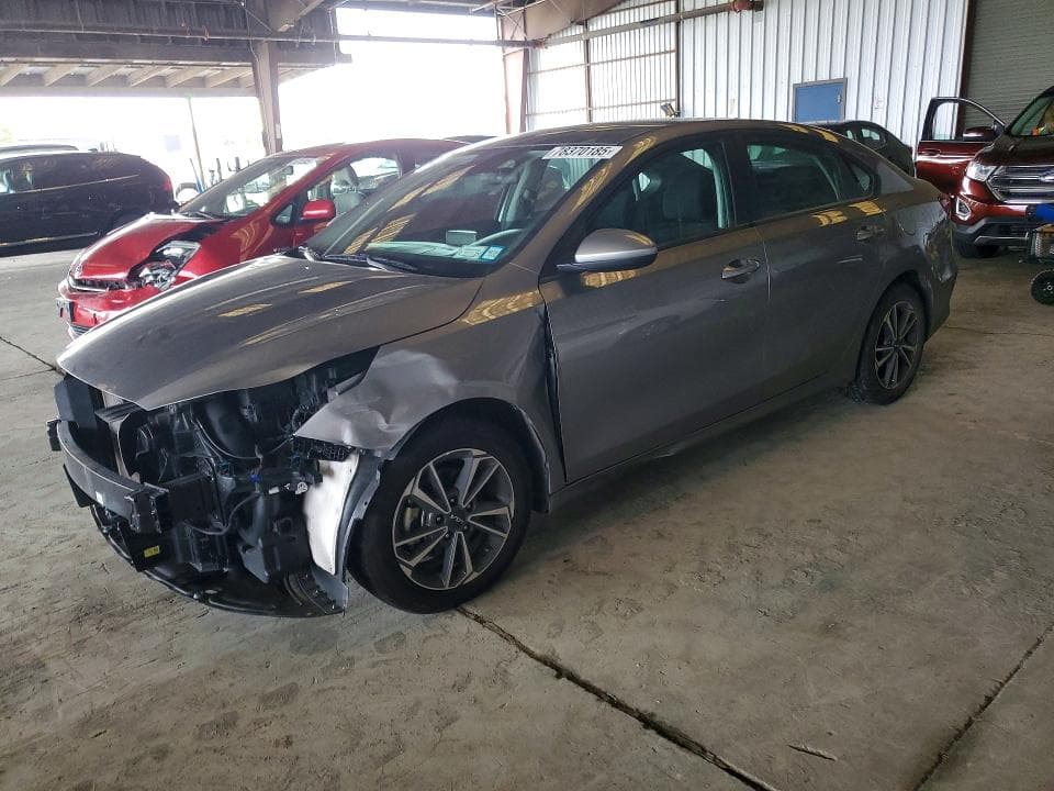 2023 KIA FORTE LX