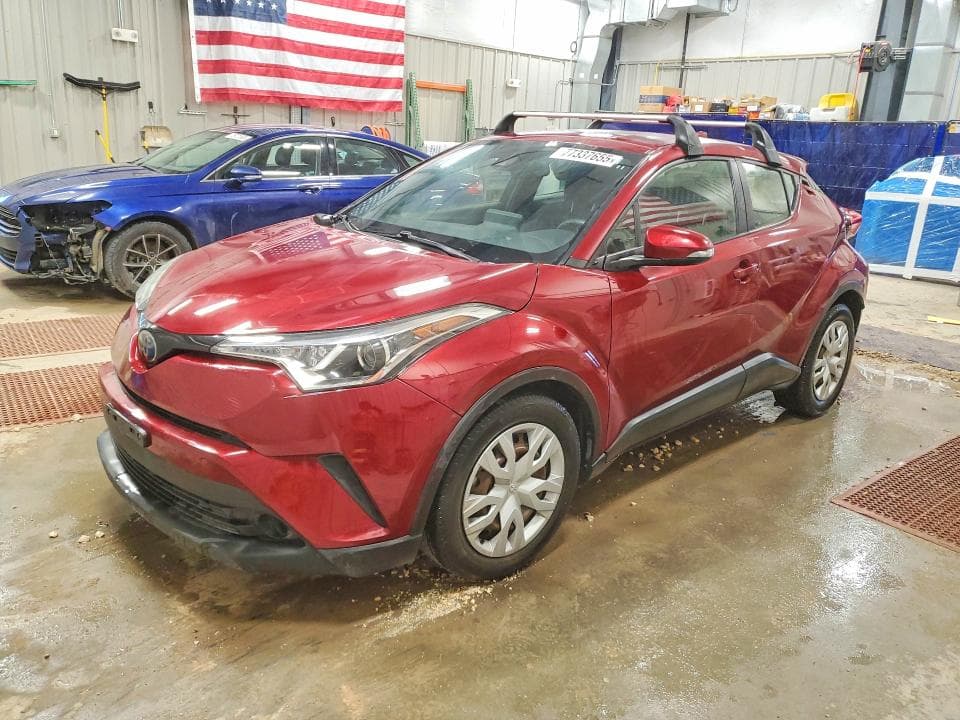 2019 TOYOTA C-HR XLE - 1