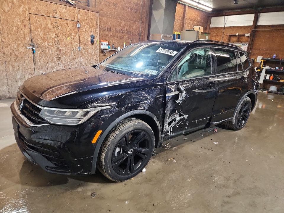 2024 VOLKSWAGEN TIGUAN SE R-LINE BLACK - 1