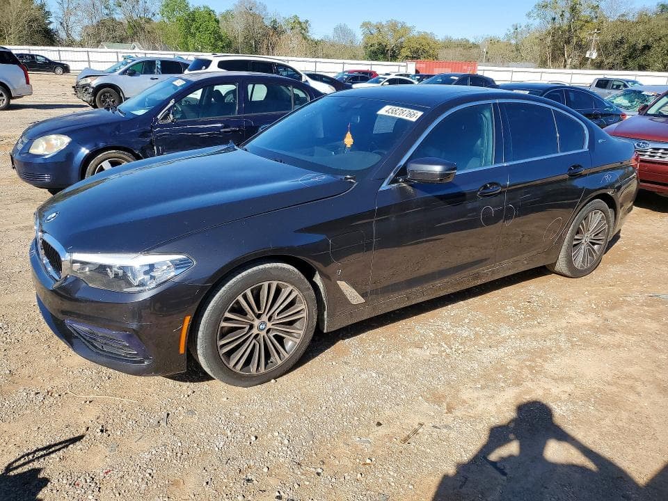 2019 BMW 530E - 1