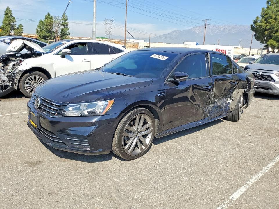 2018 VOLKSWAGEN PASSAT S - 1