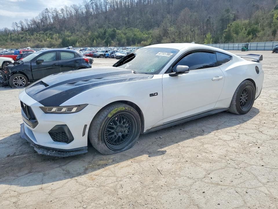 2024 FORD MUSTANG GT - 1