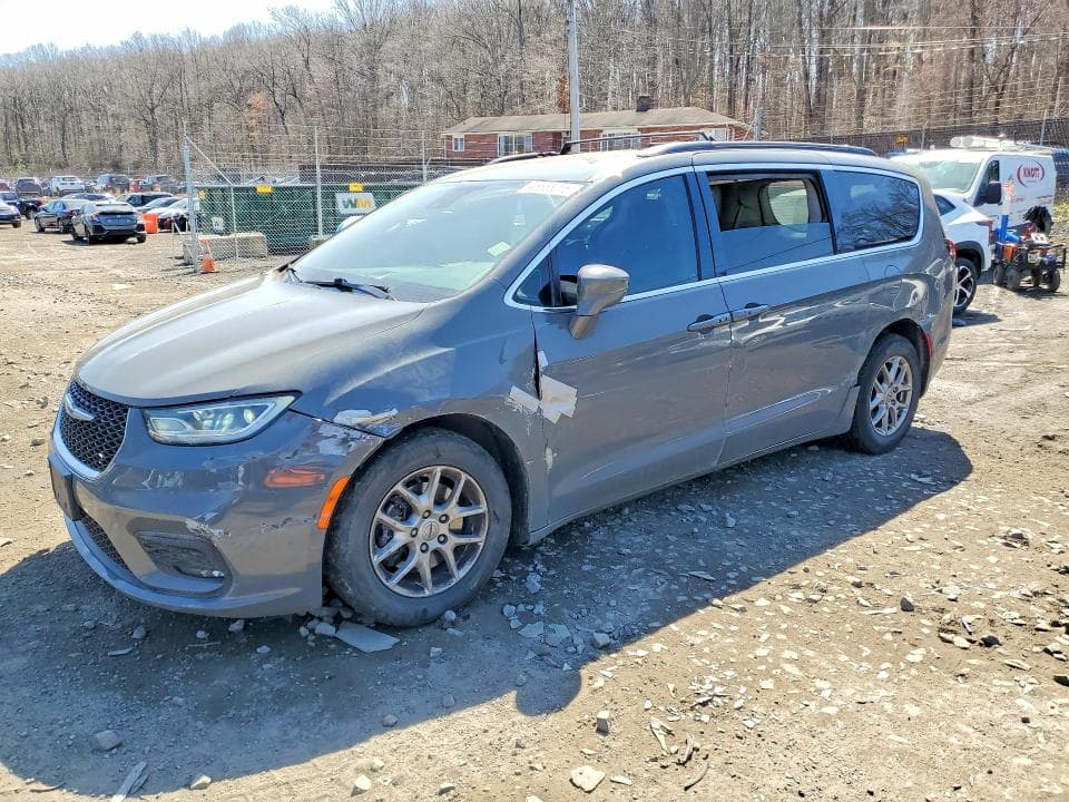 2022 CHRYSLER PACIFICA TOURING L - 1