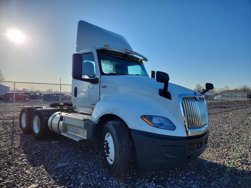 2019 INTERNATIONAL LT625 - 1