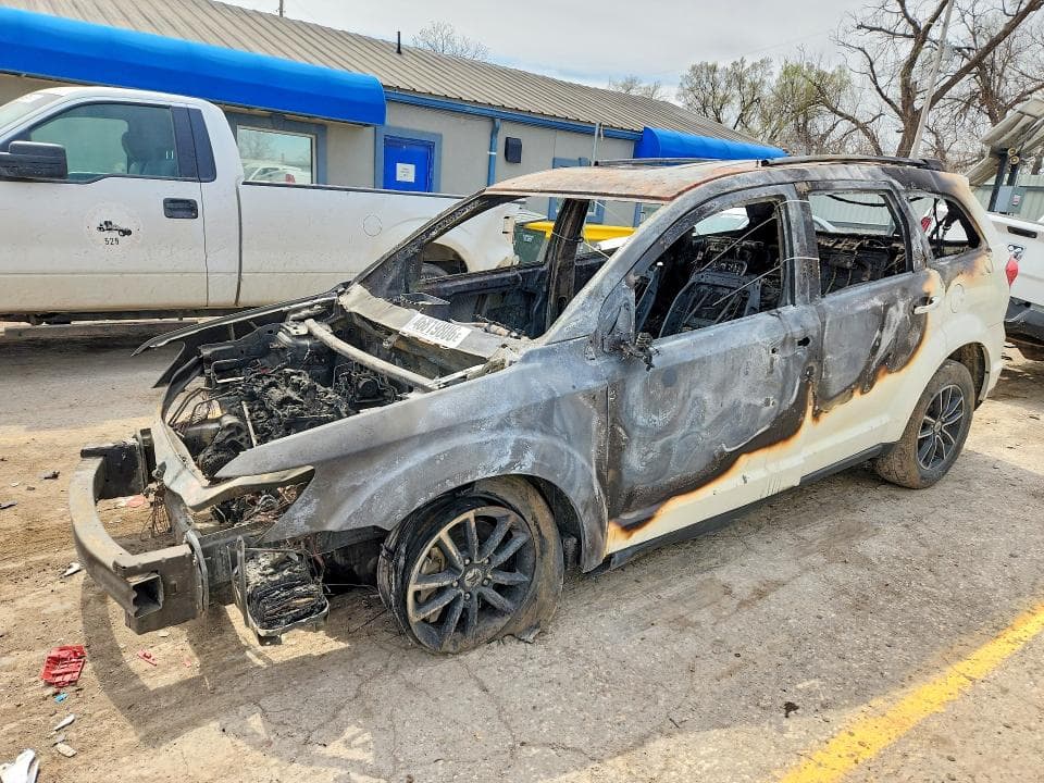 2019 DODGE JOURNEY SE - 1
