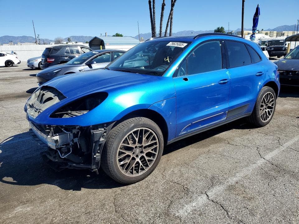 2018 PORSCHE MACAN - 1