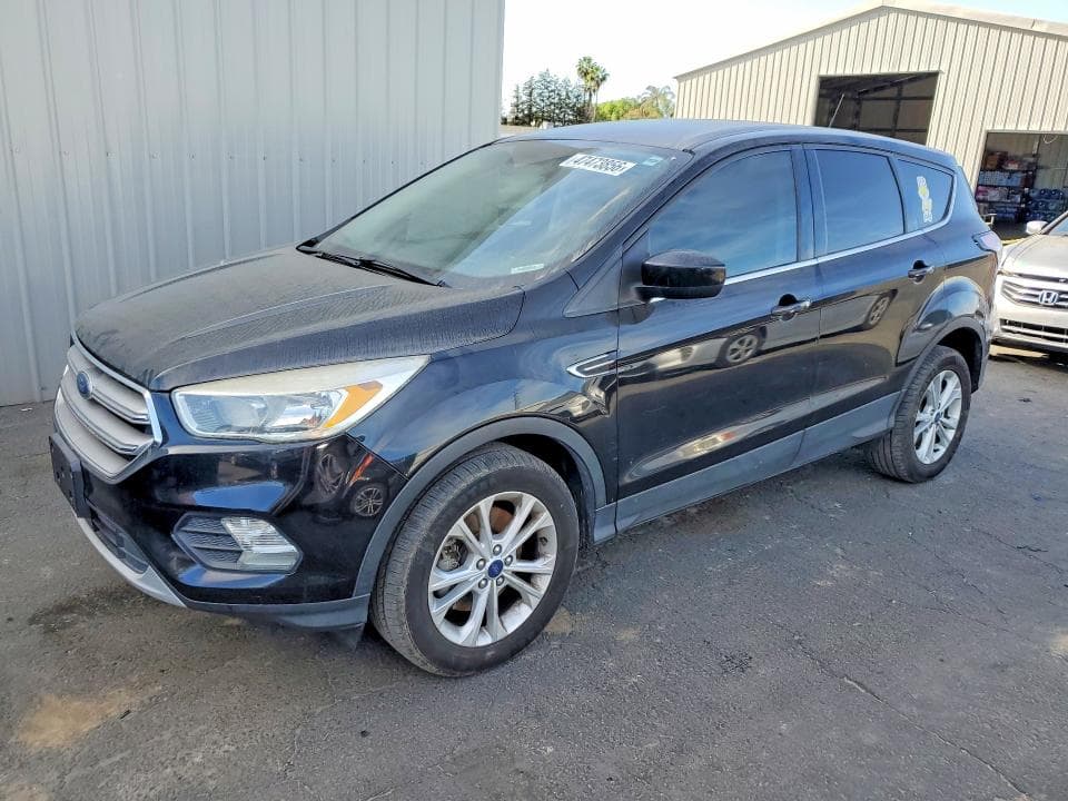 2017 FORD ESCAPE SE - 1