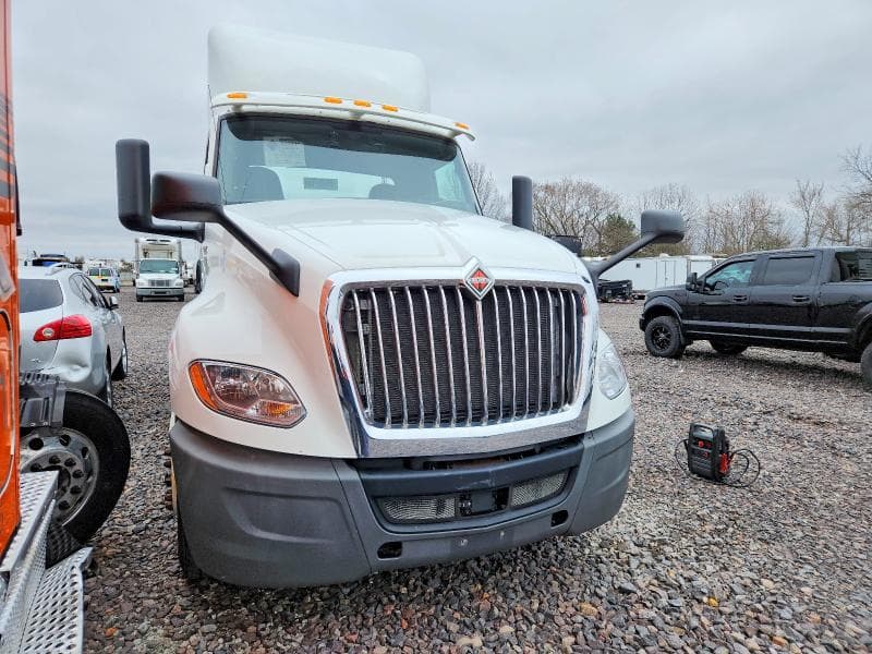 2019 INTERNATIONAL LT625 SEMI TRUCK - 1