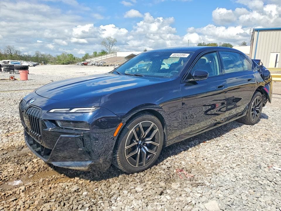 2024 BMW 760 XI - 1