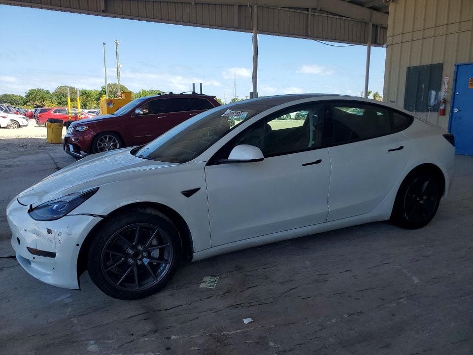 2021 TESLA MODEL 3 - 1