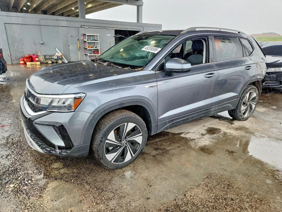 2024 VOLKSWAGEN TAOS - 1