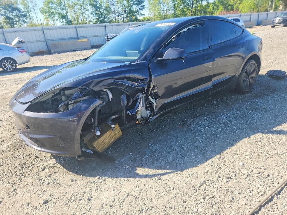 2025 TESLA MODEL 3 - 1