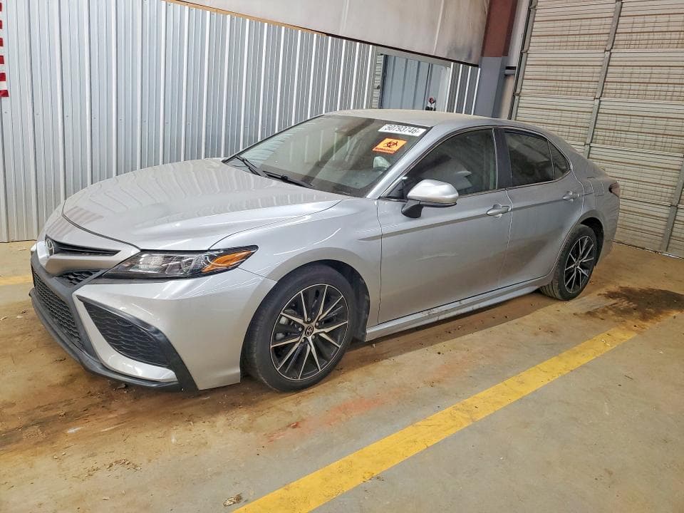 2021 TOYOTA CAMRY LE - 1