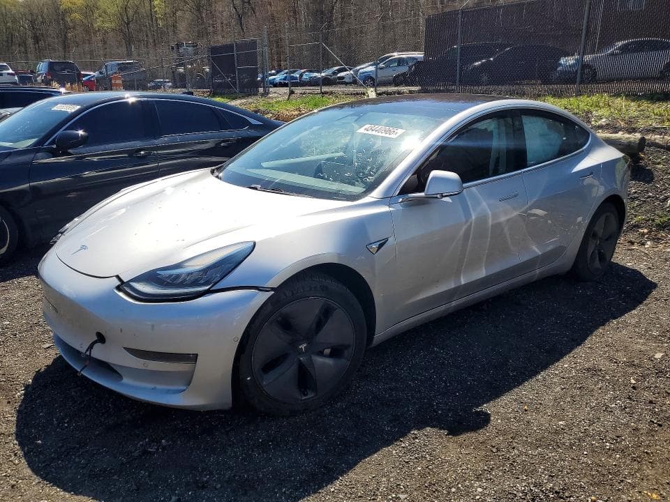 2018 TESLA 3 - 1