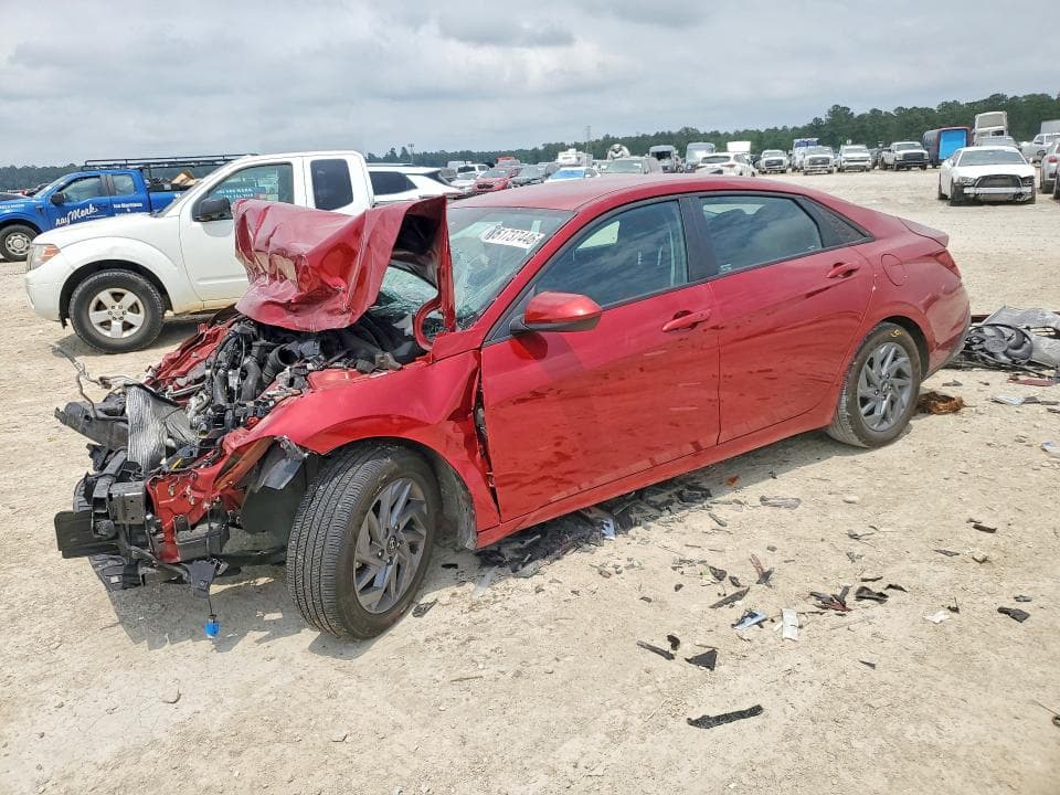 2024 HYUNDAI ELANTRA SEL - 1