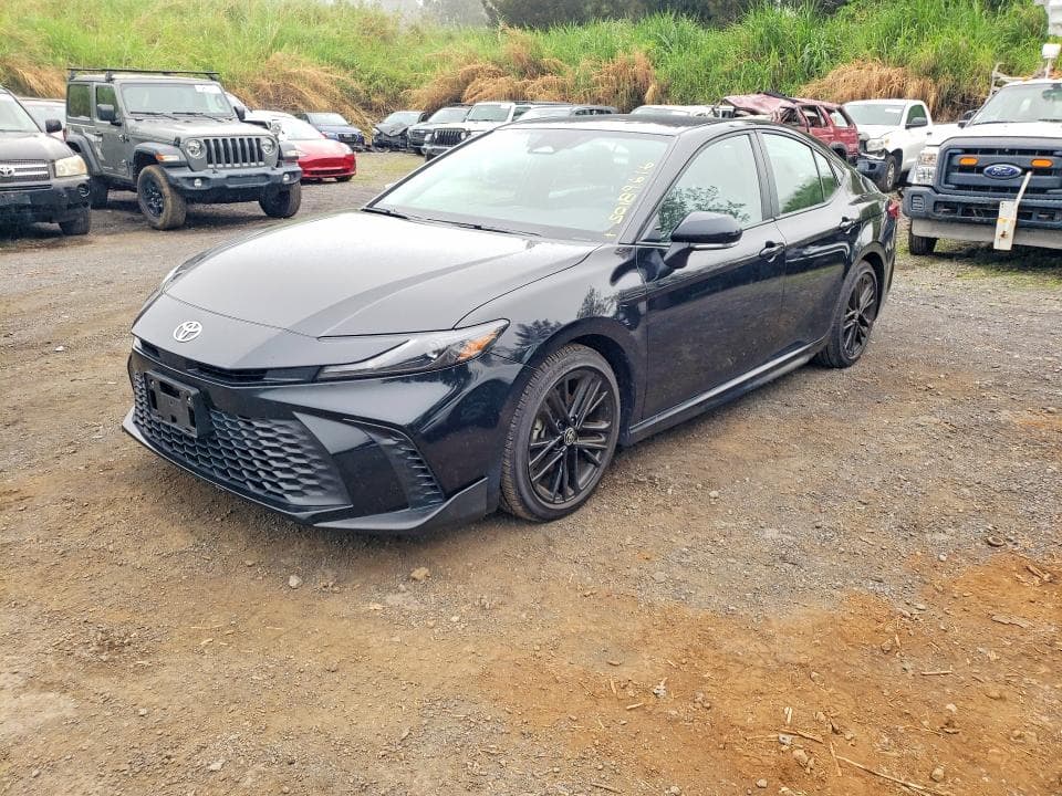 2025 TOYOTA CAMARY SE - 1