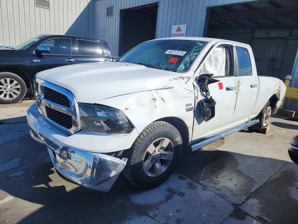 2018 RAM 1500 SLT - 1