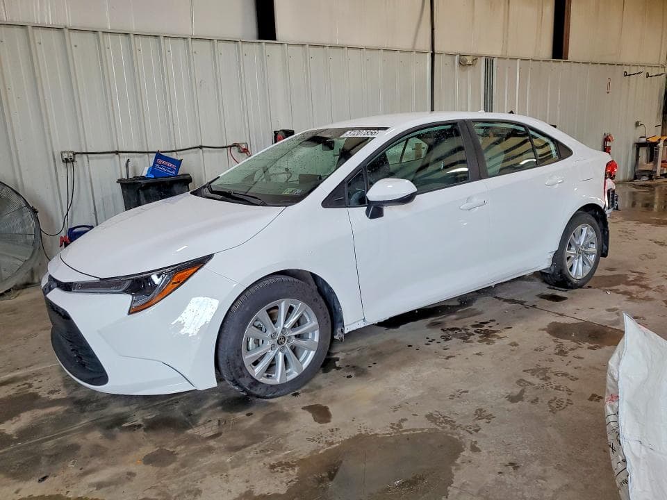 2025 TOYOTA COROLLA LE - 1