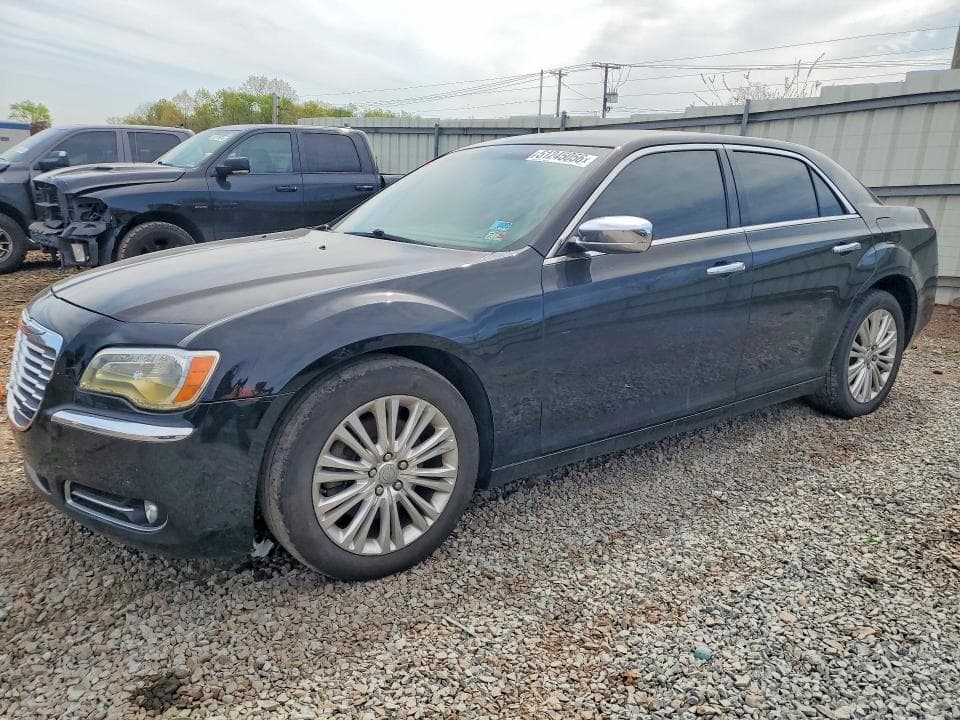 2013 CHRYSLER 300C - 1