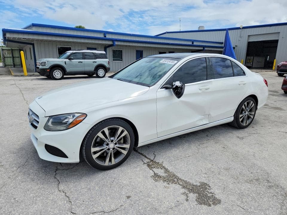 2017 MERCEDES-BENZ C 300 - 1