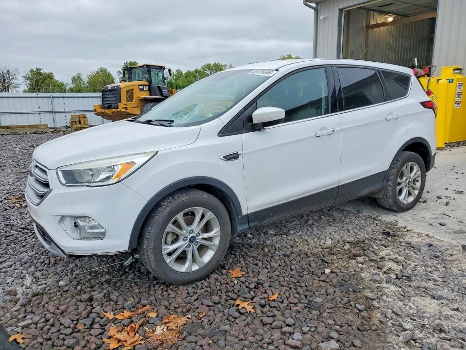 2017 FORD ESCAPE SE - 1