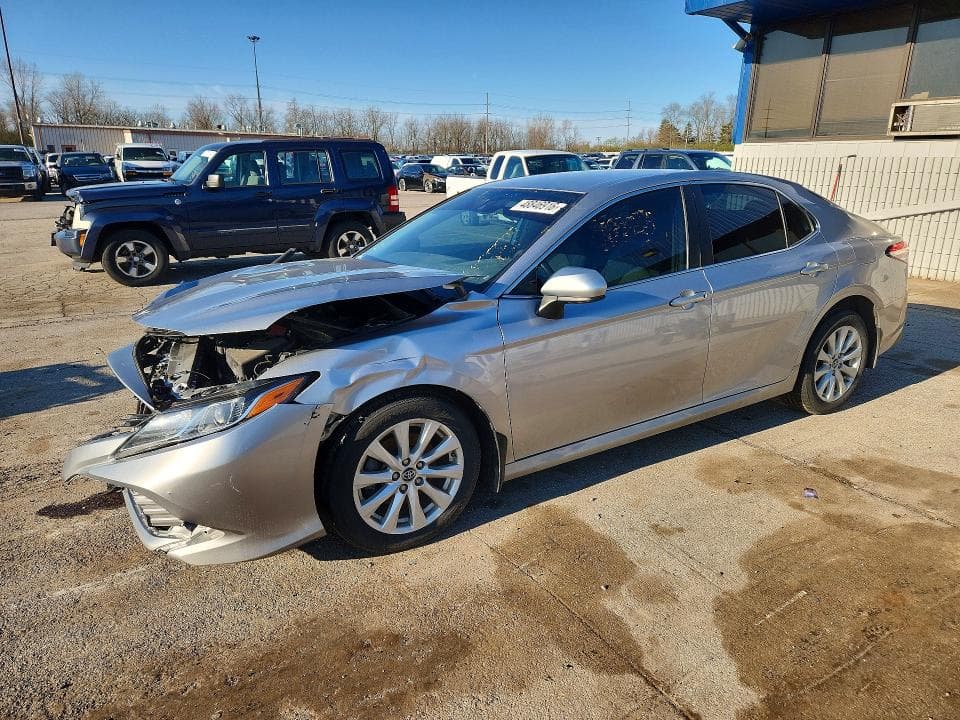 2019 TOYOTA CAMRY LE LE - 1