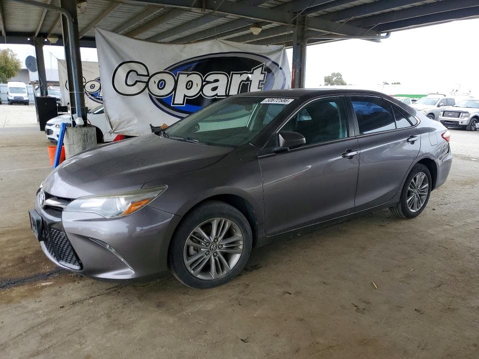 2017 TOYOTA CAMRY SE - 1