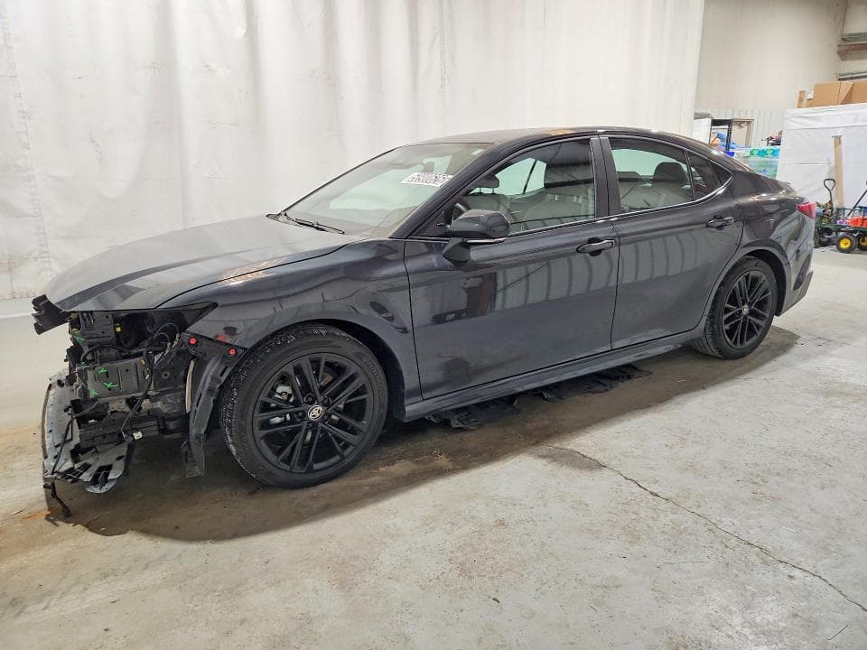 2025 TOYOTA CAMRY SE - 1