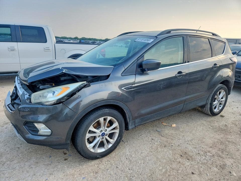 2017 FORD ESCAPE SE - 1