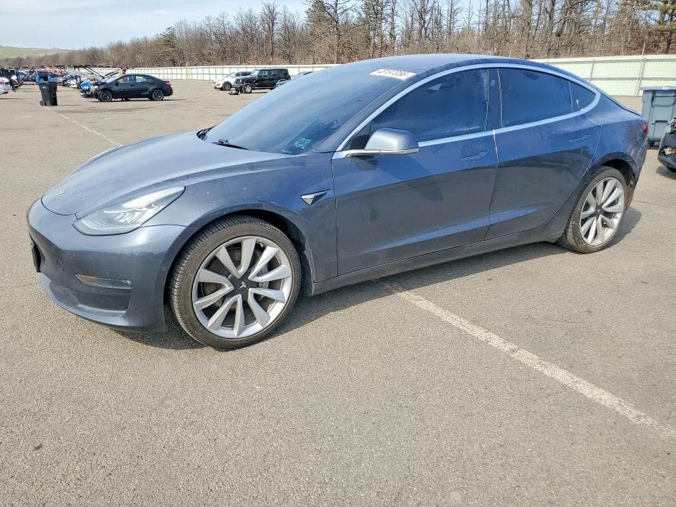 2018 TESLA MODEL 3 - 1