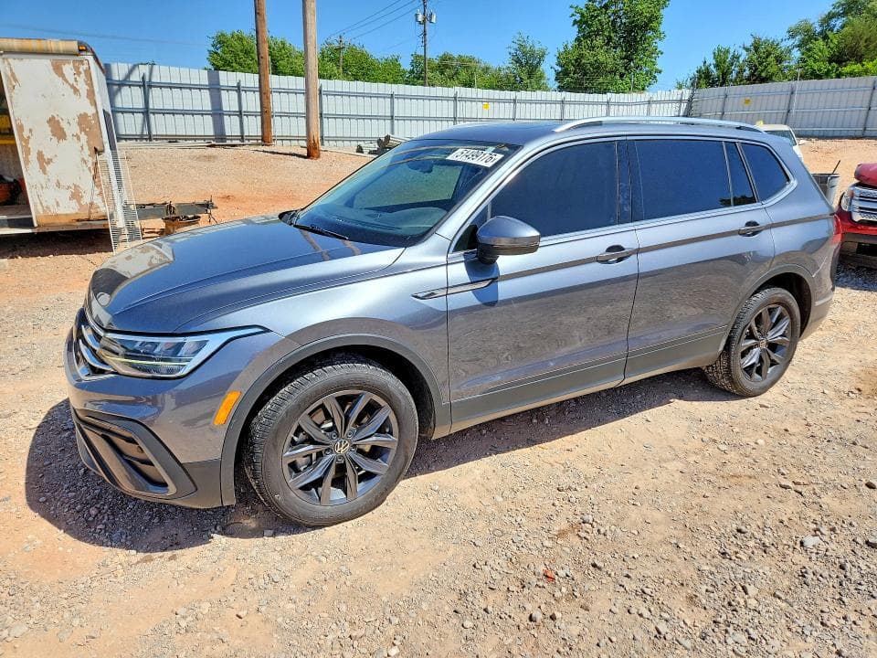 2023 VOLKSWAGEN TIGUAN SE - 1
