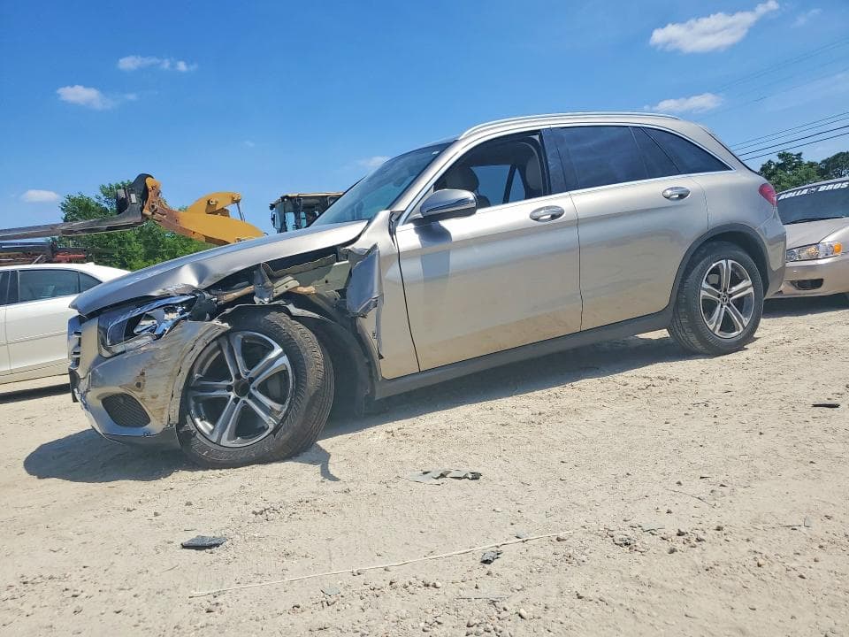 2019 MERCEDES-BENZ GLC 300 - 1