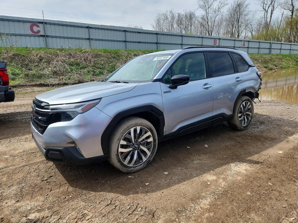 2025 SUBARU FORESTER TOURING