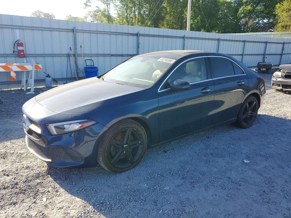 2021 MERCEDES-BENZ A 220 4MATIC - 1